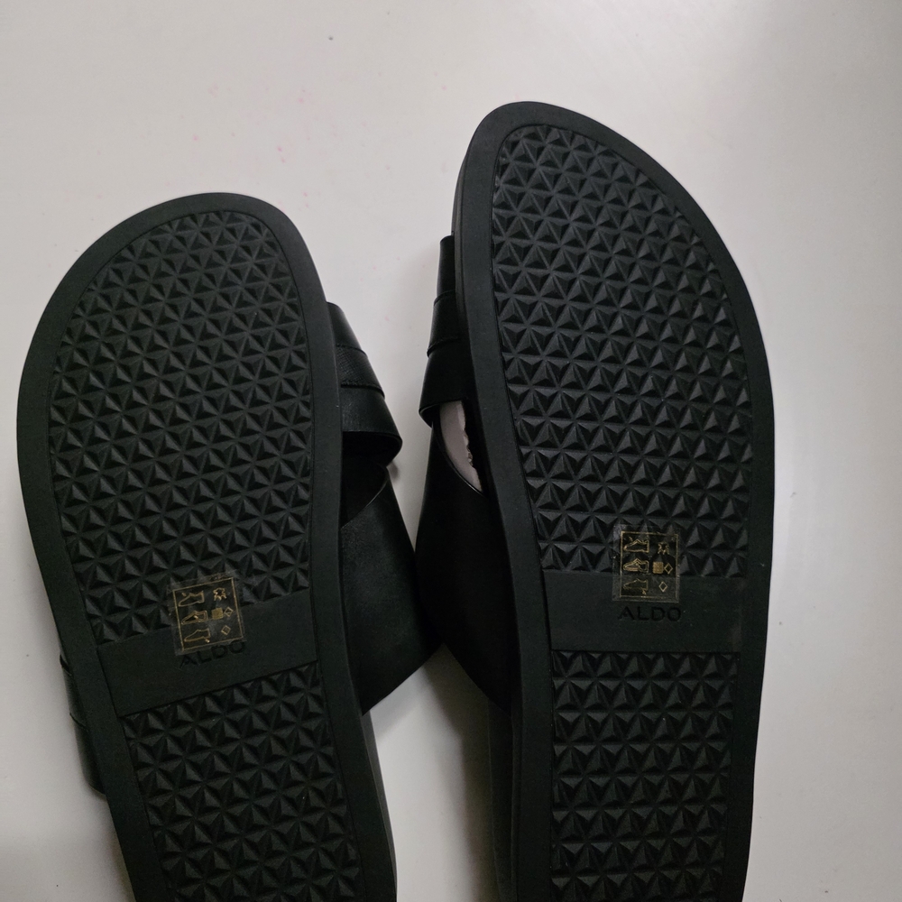 ALDO Women's Black Slide Sandals - Picture 4 of 4